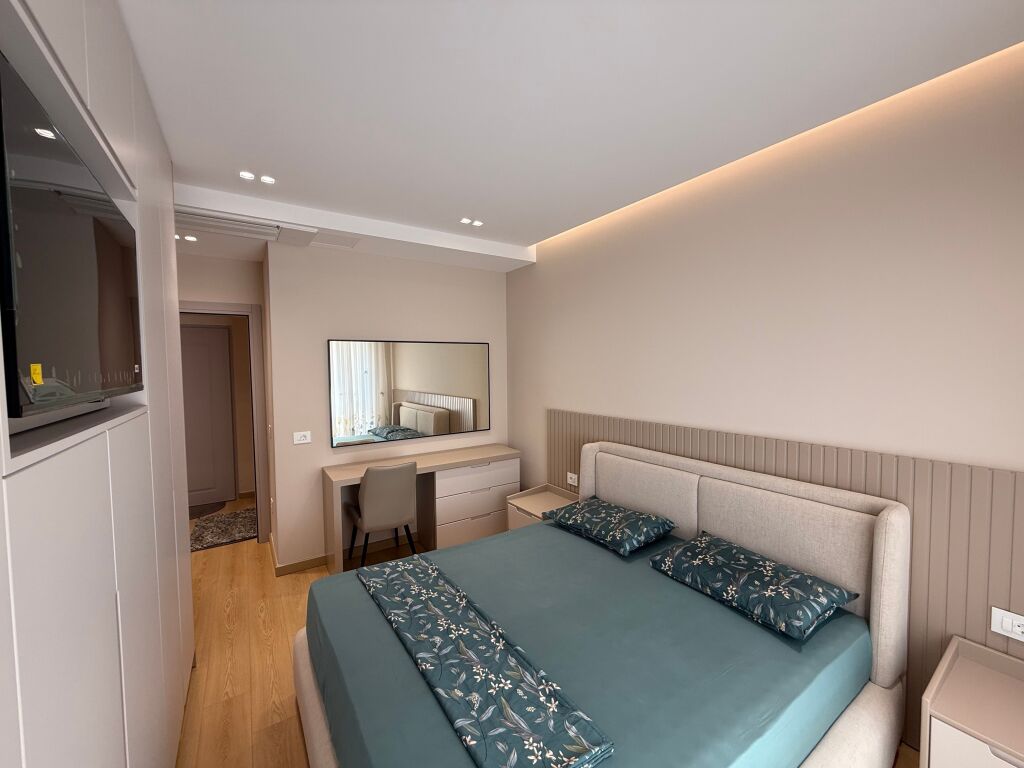 Apartment 2+1+Parking Space for rent at Zogu i Zi