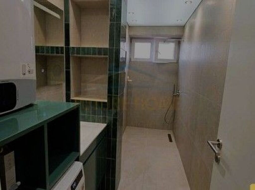 Shitet, Apartament 2+1, Brryli, Tiranë.