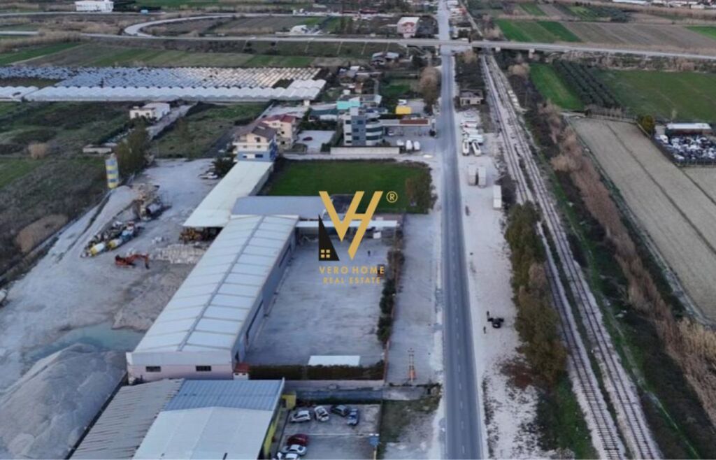 INDUSTRIAL SPACE FOR SALE 7,190 M2 IN LEVAN FIER 800,000 EURO