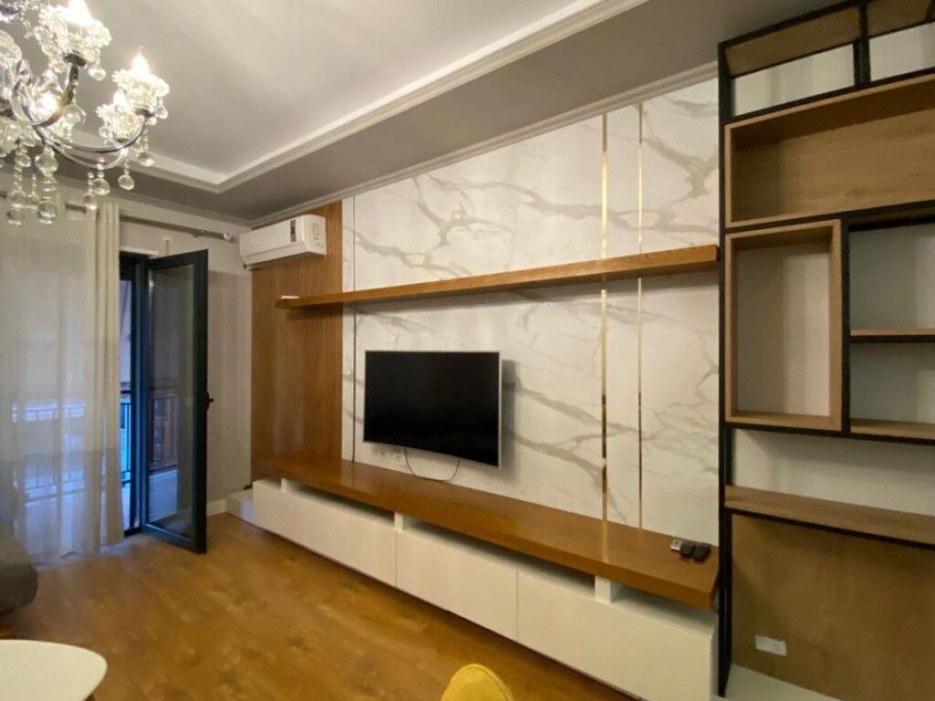 🏡 Jepet Apartament me Qira 3+1  📍 green city