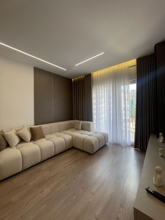 ✅QIRA - Apartament 2+1 tek Zogu Zi