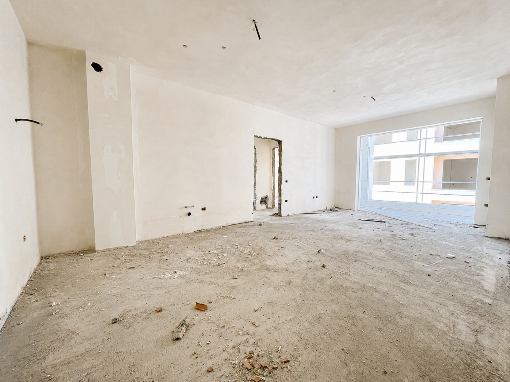 Shitet Apartament 2+1, 91 m² në Qerret