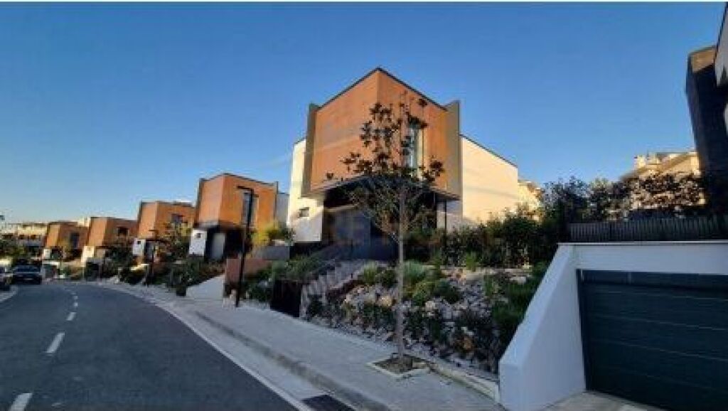 For sale, Villa, Mandarine Drive Luxury Living near TEG