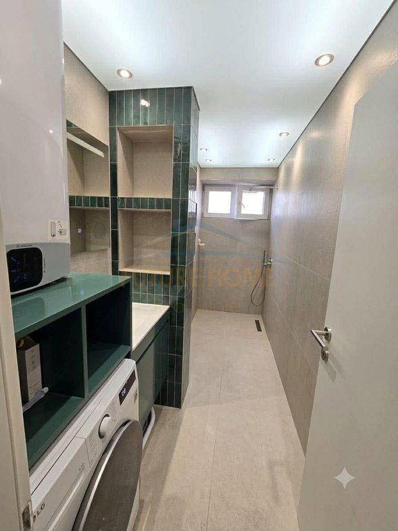 In vendita, Appartamento 2+1, Brryli, Tirana. 185.000 €