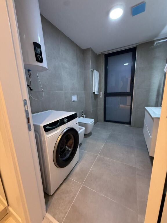 JEPET ME QIRA APARTAMENT 2+1  AKSES TIRANA 📍 Ish Dogana, Tiranë