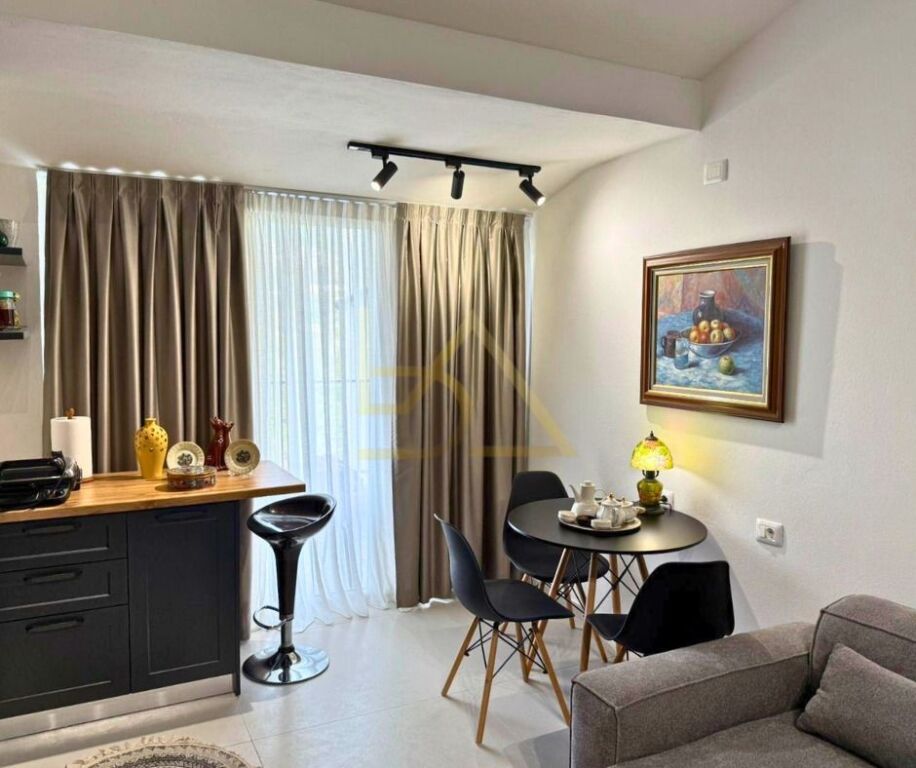 Shitet Apartament 1+1 – Fresk, Tiranë