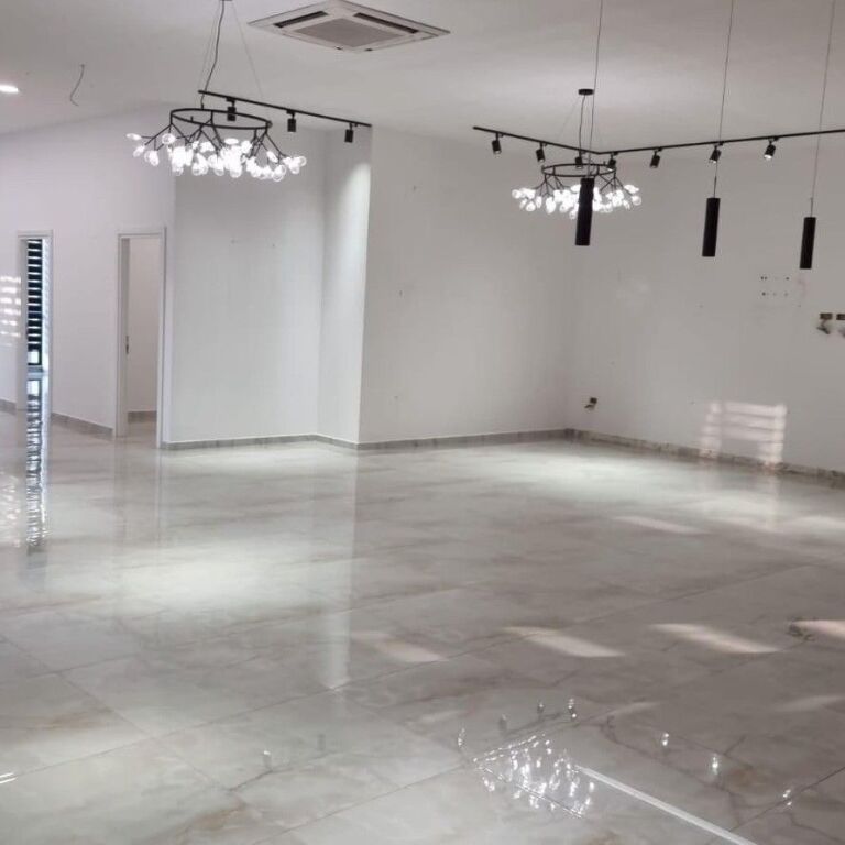 🏢✨ JEPET ME QIRA AMBIENT KOMERCIAL – FARMACIA 10 ✨🏢