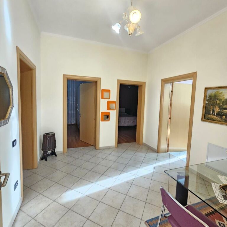 🏡 **JEPET ME QERA SUPER APARTAMENT 3+1 NË SHIJAK**