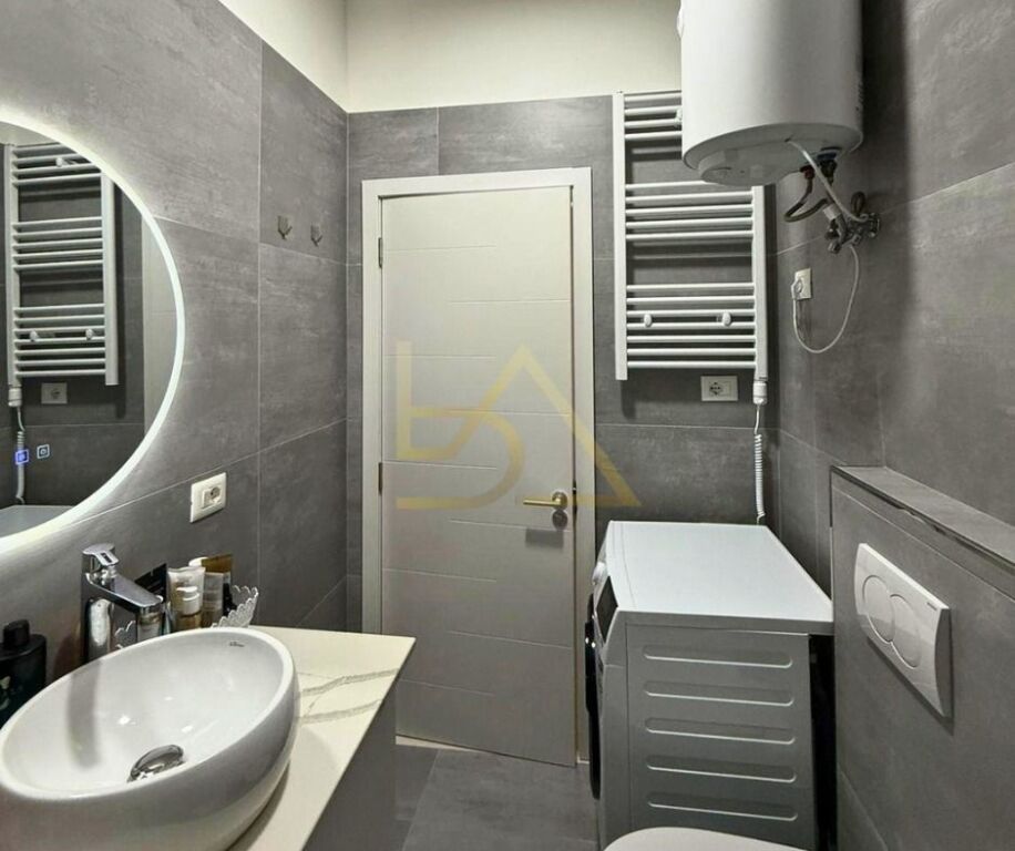 Shitet Apartament 1+1 – Fresk, Tiranë