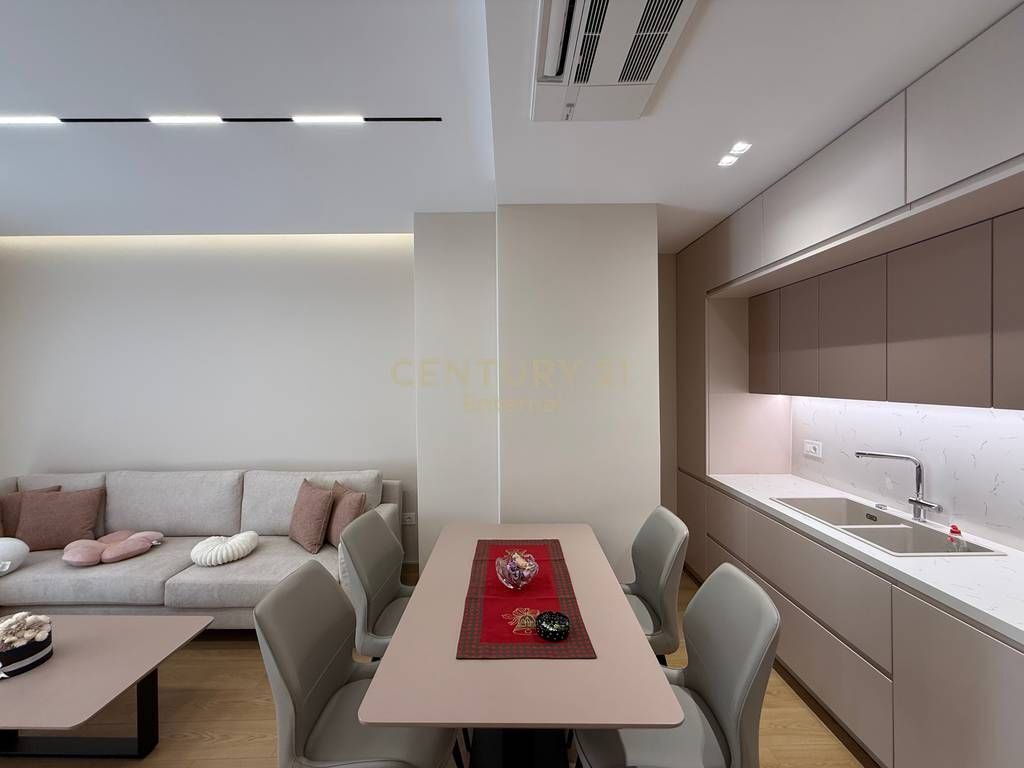 Apartment 2+1+Parking Space for rent at Zogu i Zi 1,000 € /Month