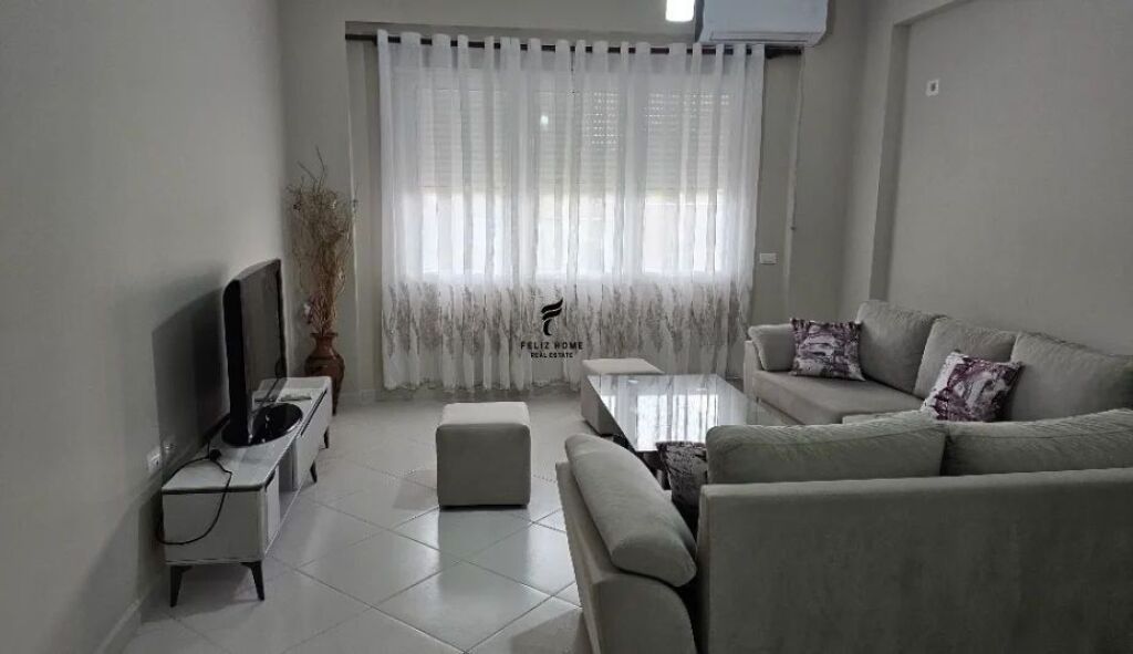 APARTAMENT ME QERA 2+1 KOPSHTI ZOOLOGJIK 65.000 LEKE FH-79997