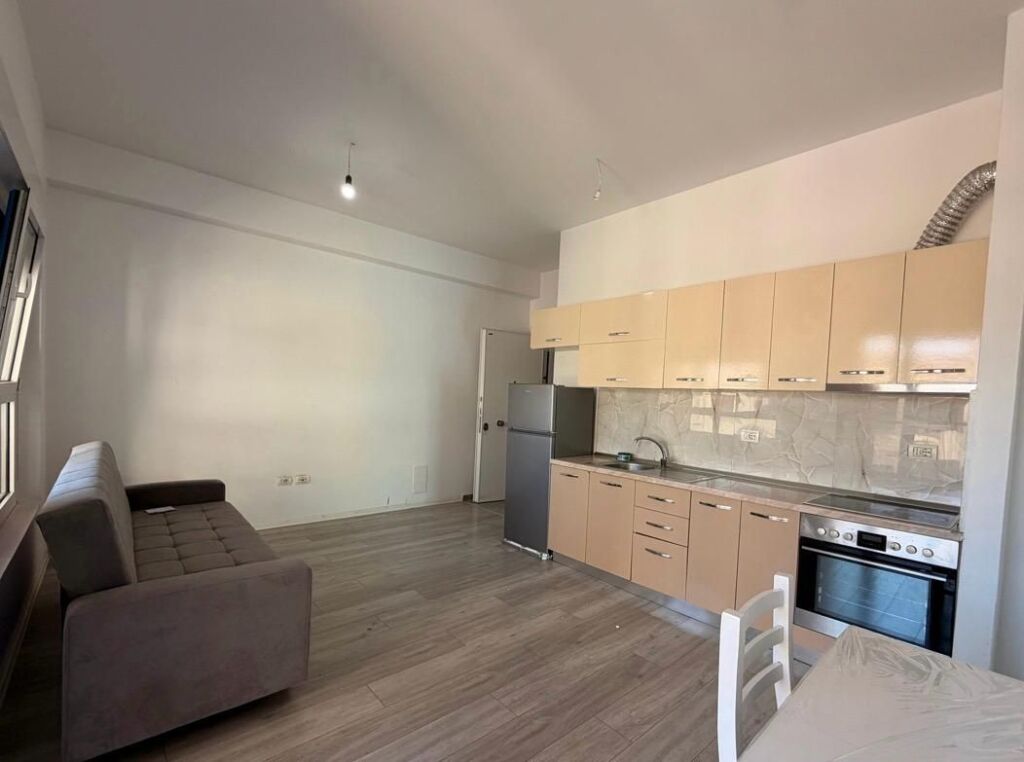 Apartment for rent 1+1 - 📍Ali Demi, Mangalem complex -400 thousand lek
