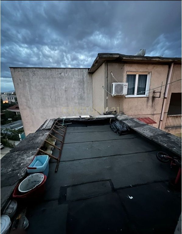 SHITET APARTAMENT 1+1+ VERAND NE LAPRAK!
