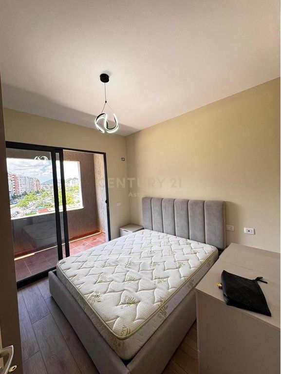 APARTAMENT 2+1 PER SHITJE NE ASTIR, KOMPLEKSI MOLLA