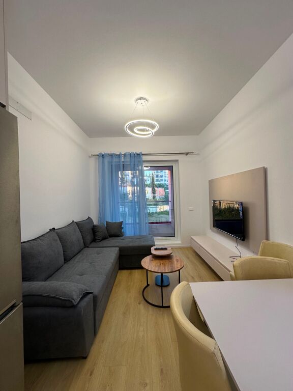 JEPET ME QERA APARTAMENT 1+1 + POST PARKIMI