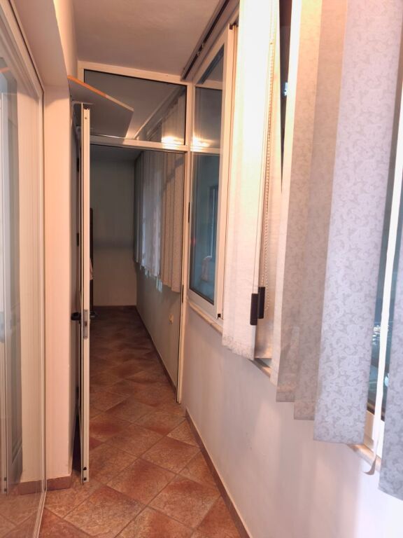 For rent "Commune of Paris"