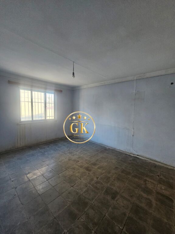 🏡 VENDESI APPARTAMENTO 2+1 VICINO ALLA SCUOLA QEMAL MICI DURRËS