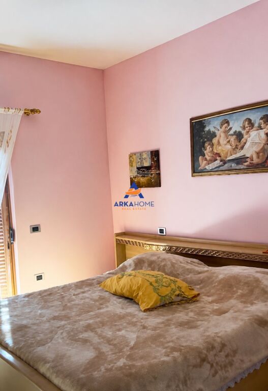 SHITET APARTAMENT 3+1+2 BALLKONE " KOMPLEKSIT TE TOM DOSHIT,AFER SHKOZES" 160.000 EURO 