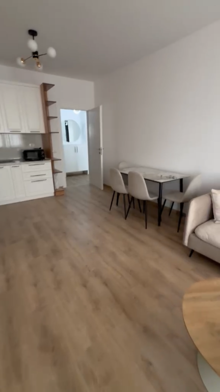 Apartament 2+1 per qera Univers City !