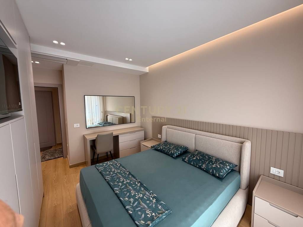 Apartament 2+1+Post Parkimi me qira tek Zogu i Zi