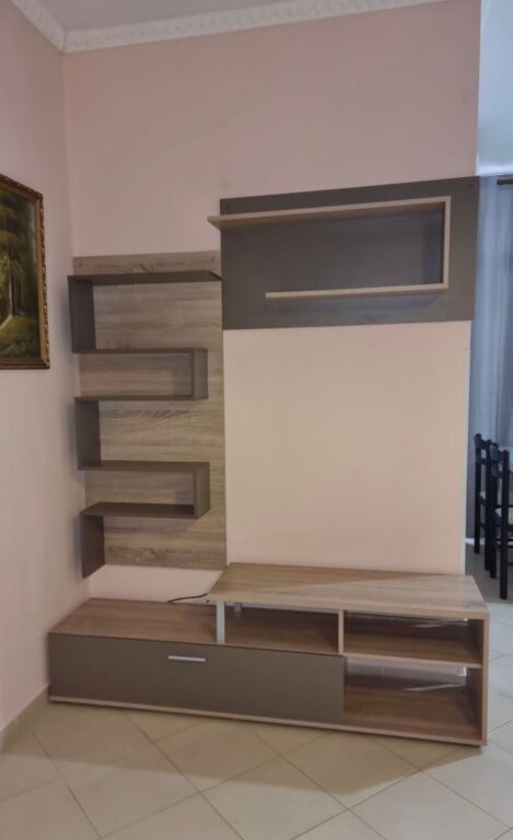 Apartament me qera 1+1 Astir pranë Vilës L