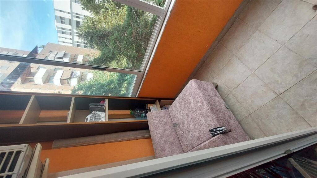 Apartament me  qera