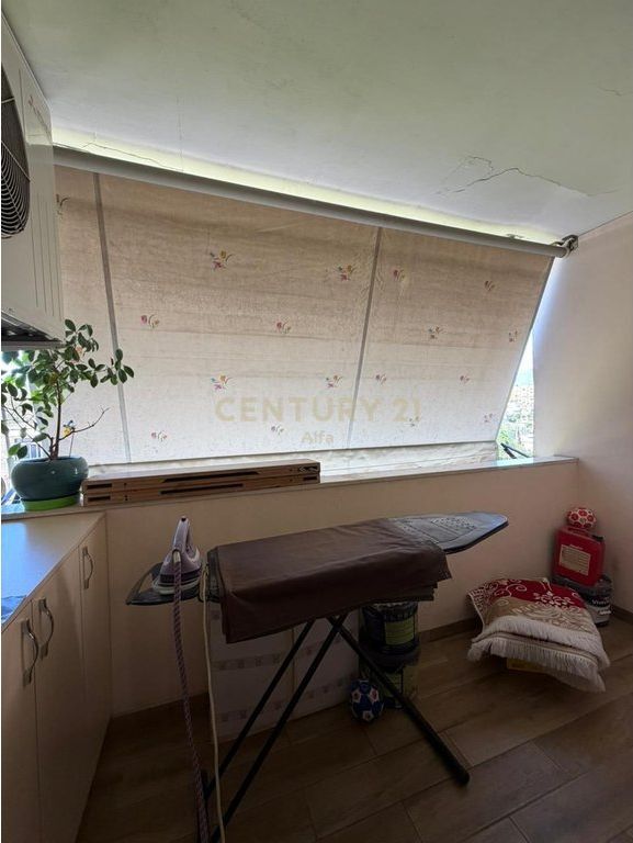 SHITET APARTAMENT 2+1 I INVESTUAR, NË LAPRAKË