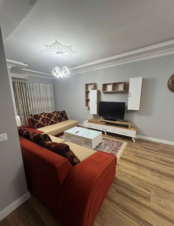 2+1, near grand gallery yzberisht, 500 thousand lek