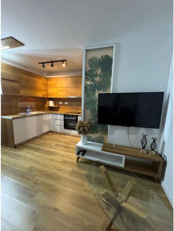 Qira Apartament 2+1+2 në Xhamllik!