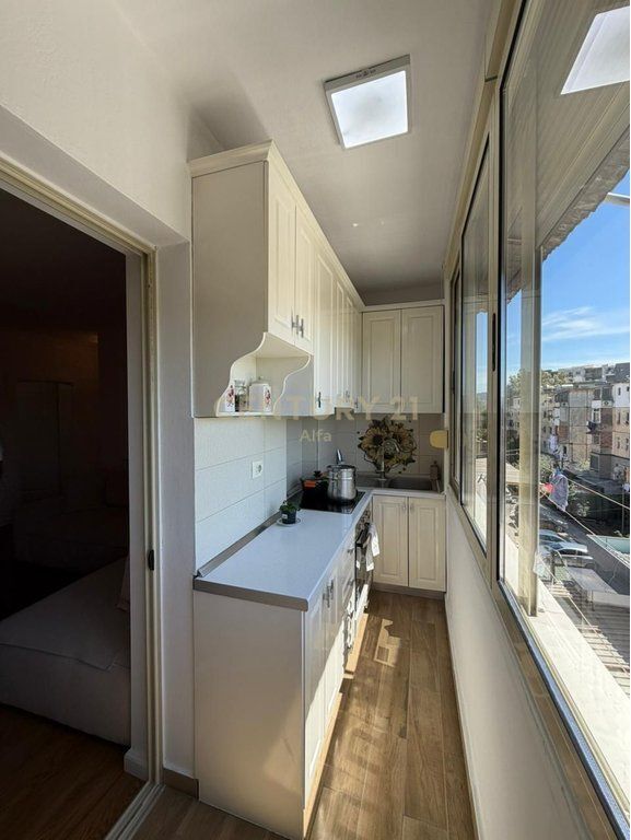 SHITET APARTAMENT 2+1 I INVESTUAR, NË LAPRAKË