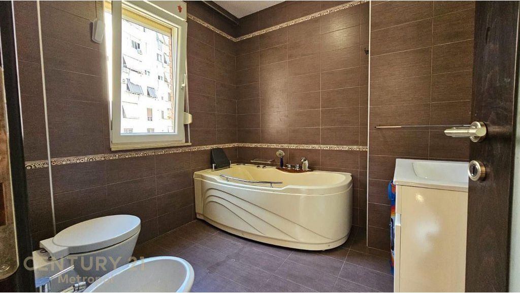 FOR RENT APARTMENT 2+1+2, NEAR THE HIGH COURT, MYSLYM SHYRI! 800 € /Month