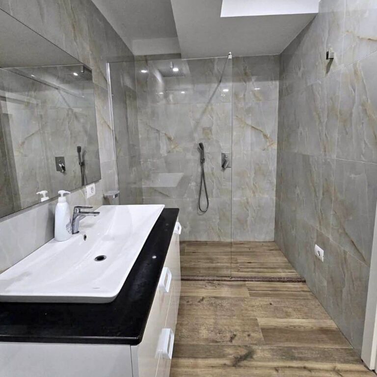 🏡 Apartament 2+1+2 me Qira – Tirana e Re, pranë Kompleksit Delijorgji ✨