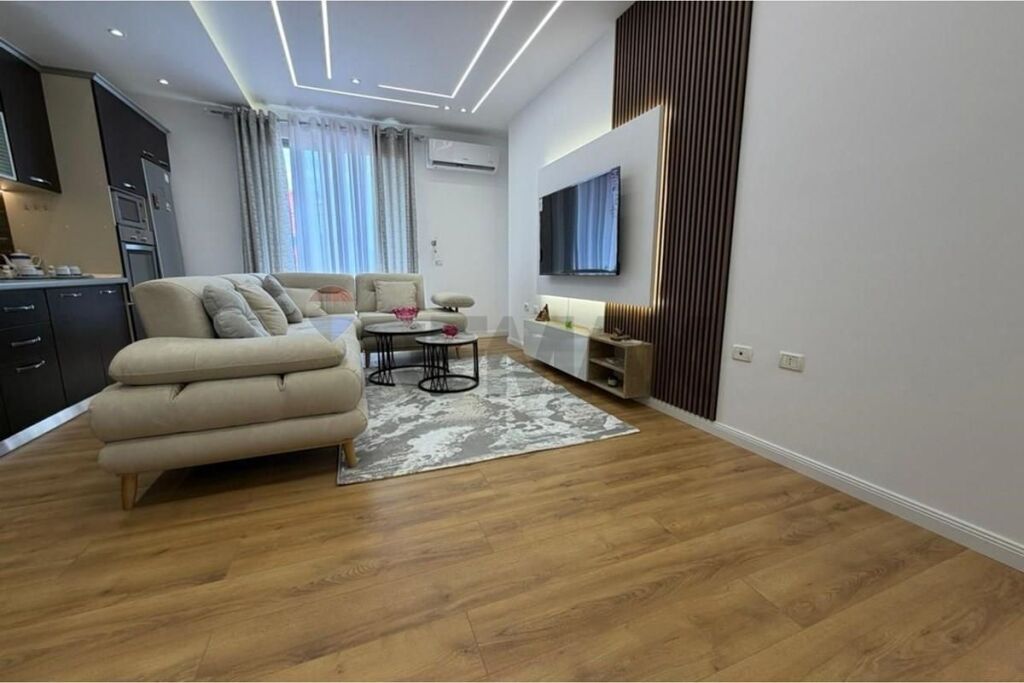 APARTAMENT 2+1 PALLATET CABEJ