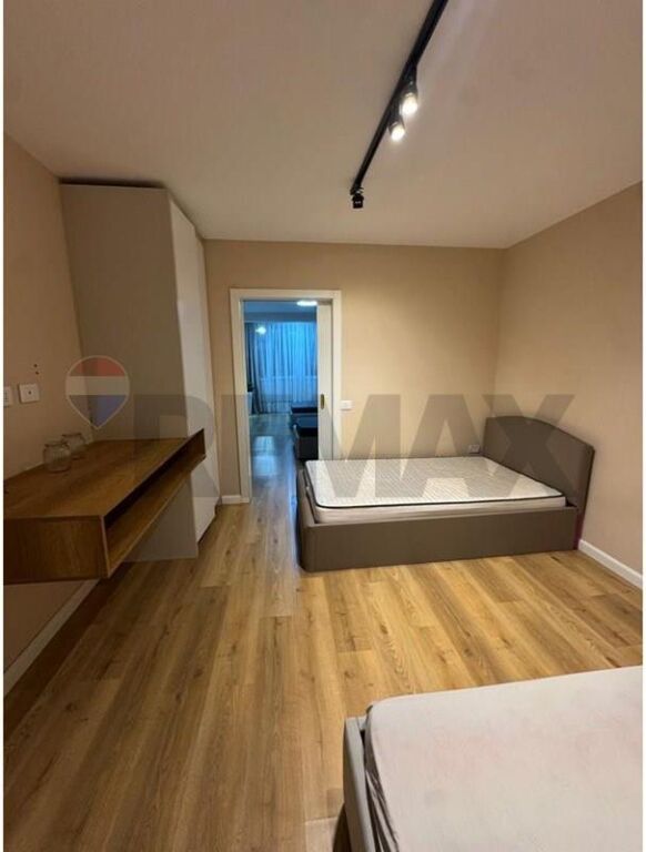 Qira Apartament 2+1+2 në Xhamllik!