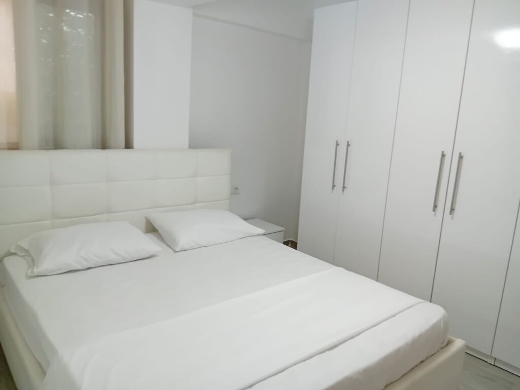 2+1,existing building,Durrës road,550 thousand lek