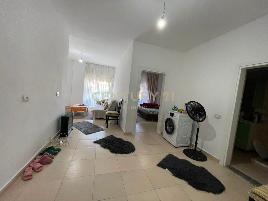 VENDESI APPARTAMENTO 1+1 A SPIAGGIA RROTA KUQE, DURRES! 90,000 €