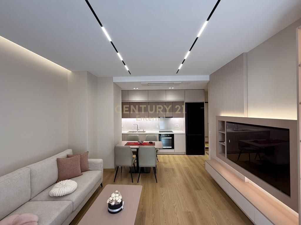Apartament 2+1+Post Parkimi me qira tek Zogu i Zi