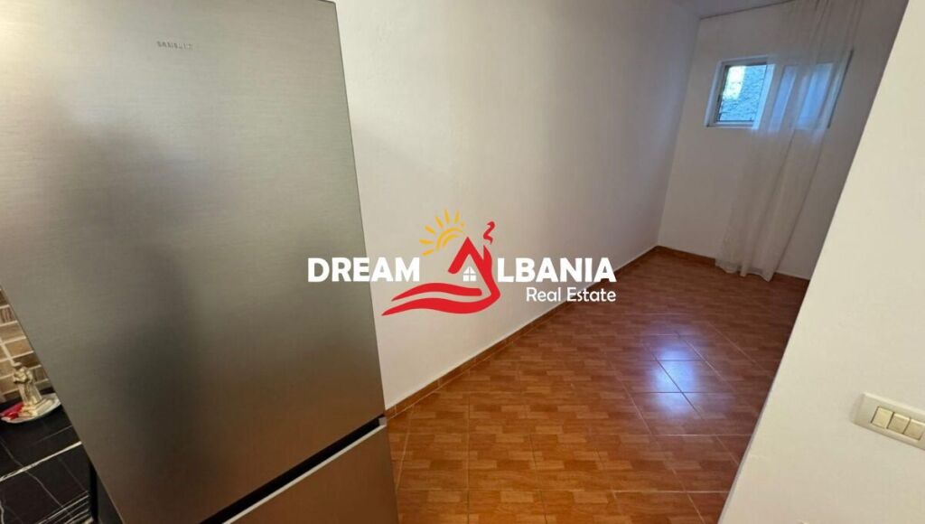 For rent 2+1+2 apartment Parking Spaces, in Porcelan, near Europian (ID 4229510)
