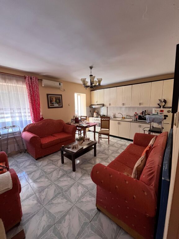🏠 Apartament në shitje – Vlorë