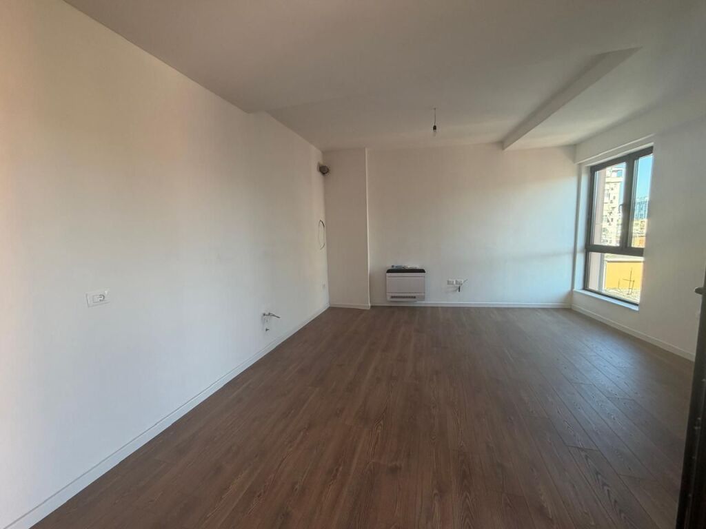 Apartament 2+1 me qira Myslym Shyri