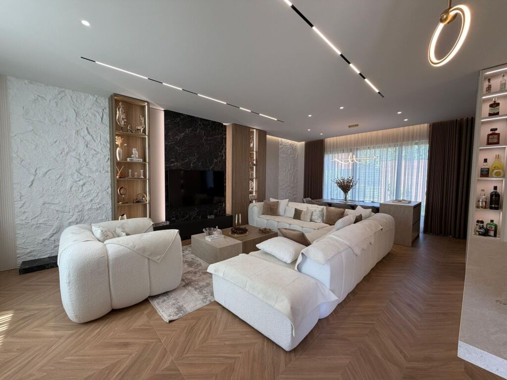 🏡✨ Jepet me Qira Vilë Luksoze në Rezidencën Rose, Farkë e Vogël ✨🏡