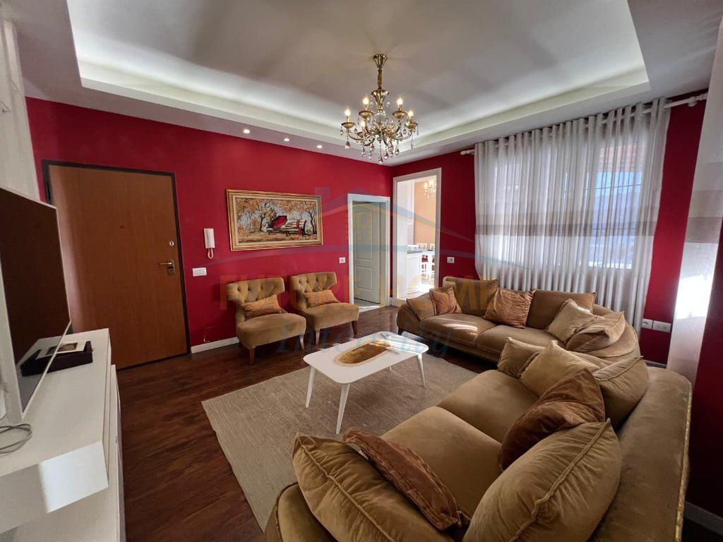 Qera, Apartament 1+1+Verandë, Ish Dogana, Tiranë.