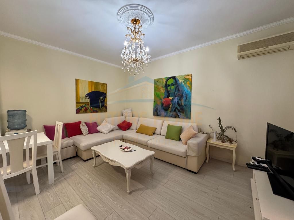 Qera, Apartament 2+1,Gjykata, Durres.