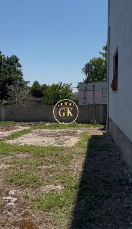 🏢✨ VILLA SU TRE PIANI IN VENDITA NELLA ZONA DI SHIJAK ✨🏢