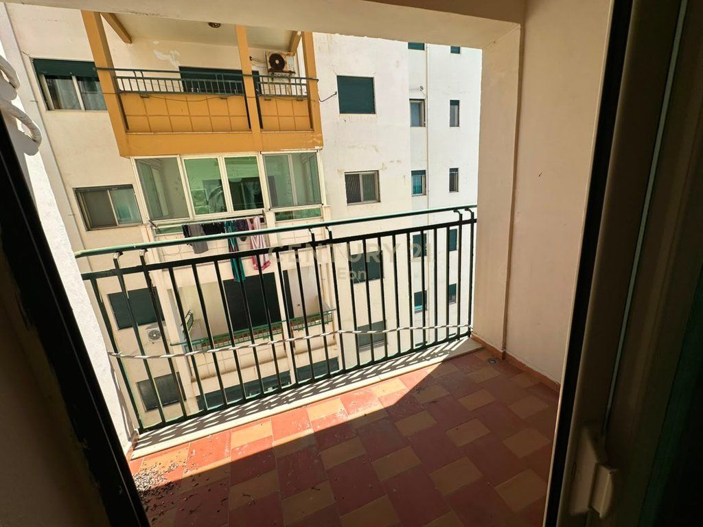 JEPET ME QIRA APARTAMENT 2+1 NE VIJE E PARE ME DETIN, SHKEMBI KAVAJES !