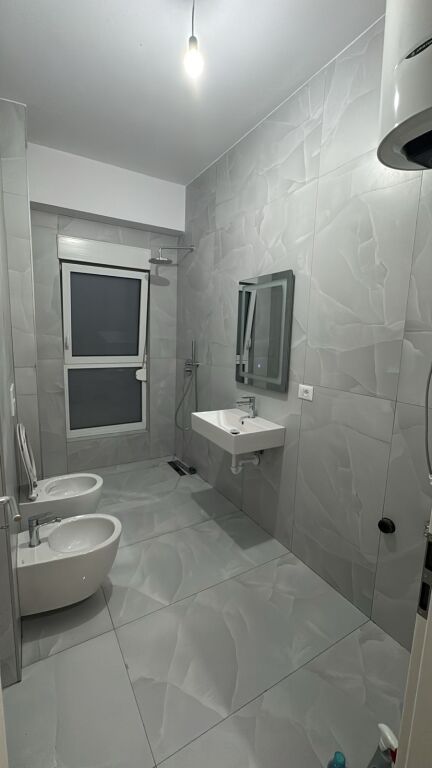🏡 Apartament me Qira në Ali Demi (Kompleksi Kaimi)