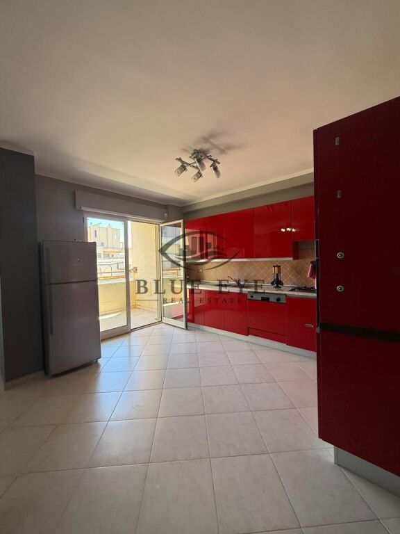 Apartament 2+1 Në Shitje vetëm pak hapa nga deti vollga, Durres