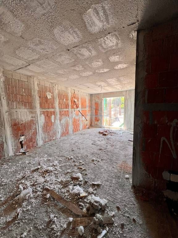 Shitet, Apartament 2+1, Paskuqan.