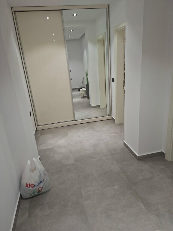 Qera | Apartament 1 + 1 | Komuna e Parisit | 750 €/muaj