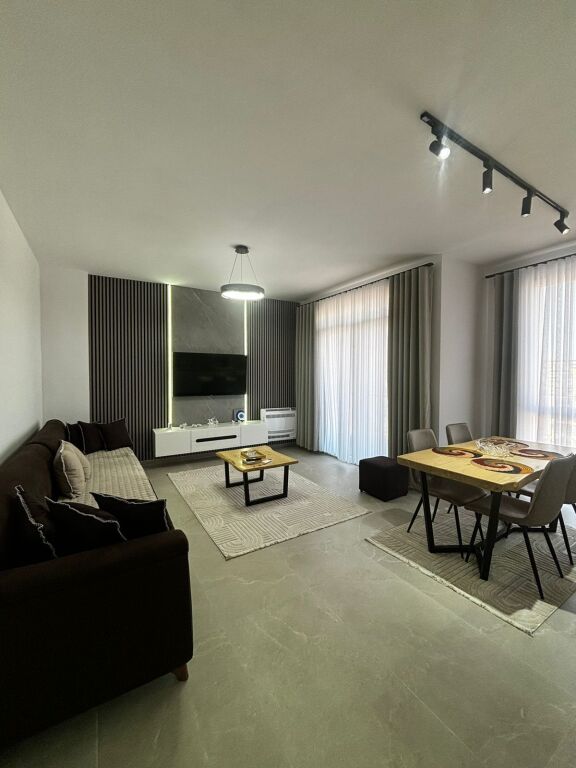 🔑 Affittasi Appartamento 1+1 – Jordan Misja📍 Vicino alla Stazione Ferroviaria, Via Vjosa